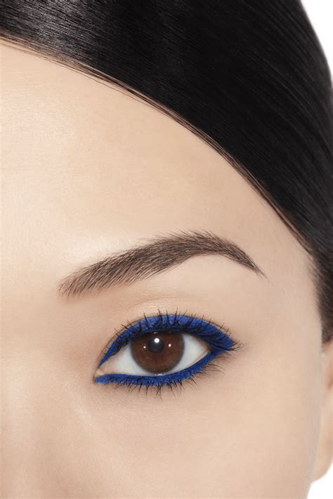 Chanel eyeliner bleu abysse